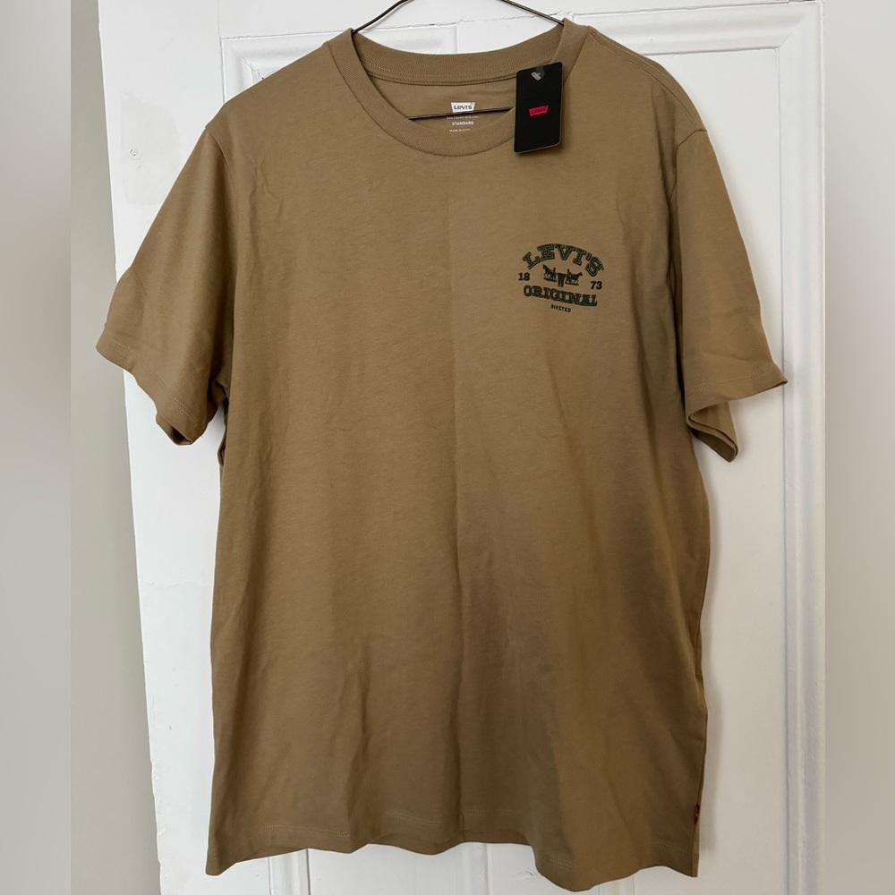 Men’s Levi’s T-Shirt